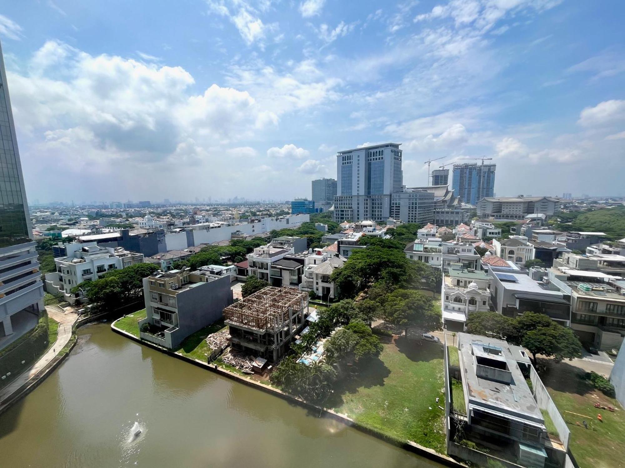 Gold Coast Pik Sea View Apartments By Longesuites Jakarta Zimmer foto