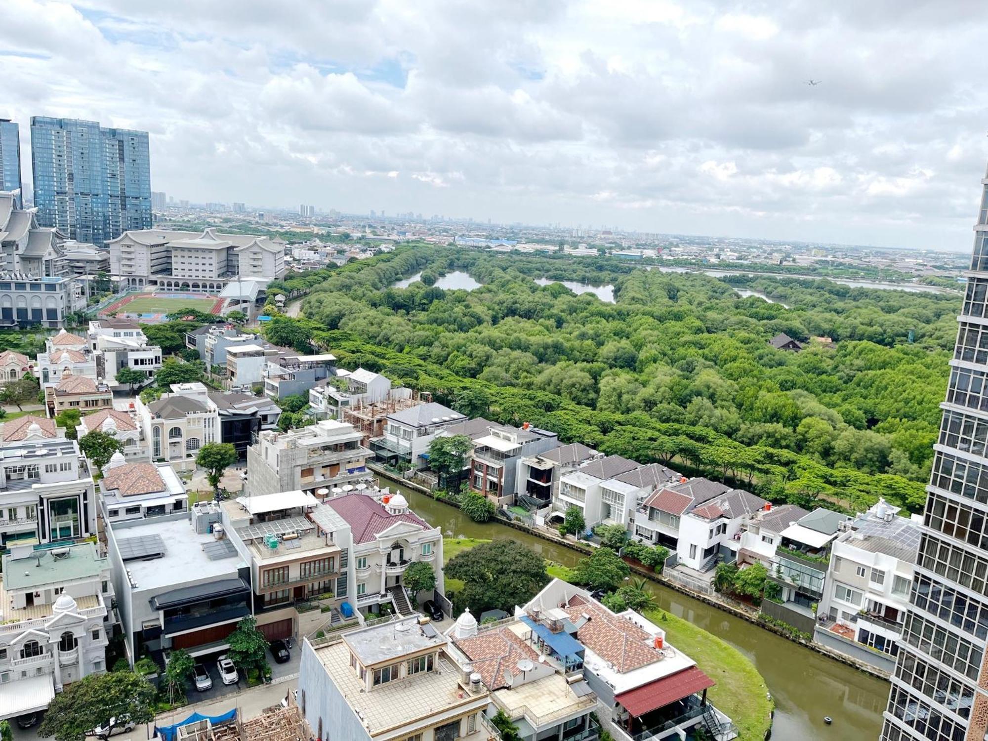 Gold Coast Pik Sea View Apartments By Longesuites Jakarta Zimmer foto