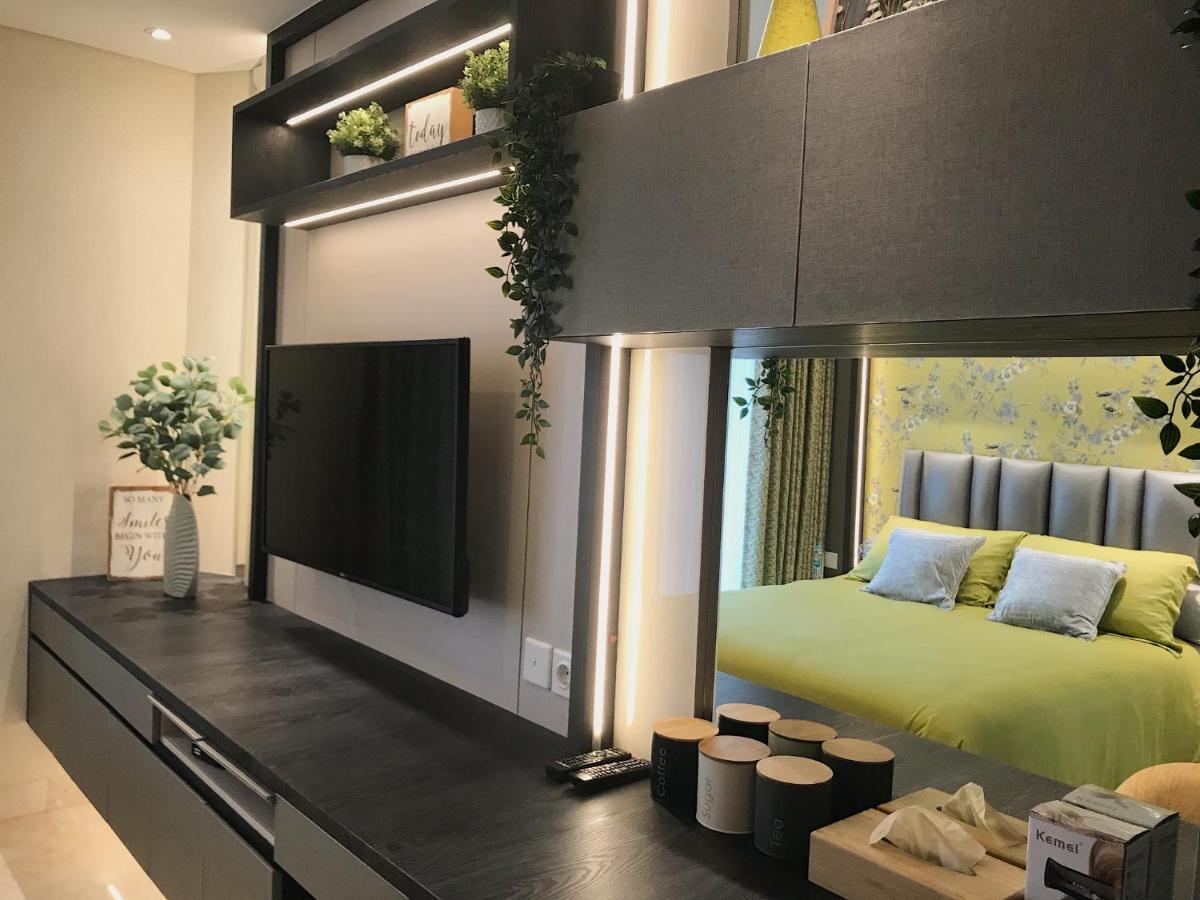 Gold Coast Pik Sea View Apartments By Longesuites Jakarta Exterior foto